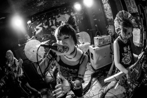 DUMMY TOYS + Gum Bleed (Punk from China) live at Badehaus Berlin