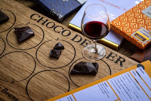 https://choco-dealer.com/WEIN-SCHOKOLADEN-TASTING/EVENTWS?slotId=019ea7515c9874abb7aafc3163a50204