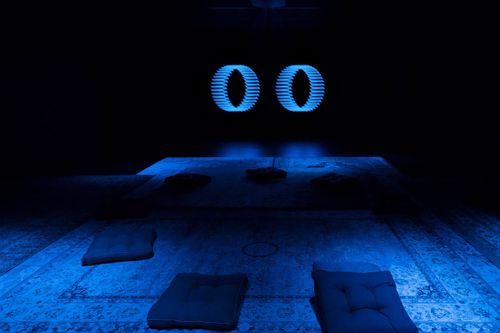 Ausstellung CC Hennix: One Dark, Two Darks