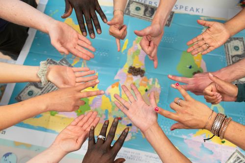 Türen auf mit der Maus: Familientag bei Engagement Global 