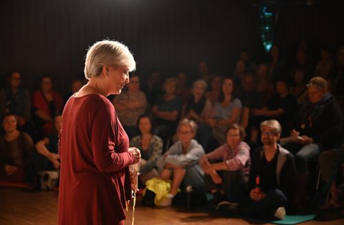 Die Kraftzeit der 12 Heiligen Nächte – Vortrag von Andrea Heidekorn