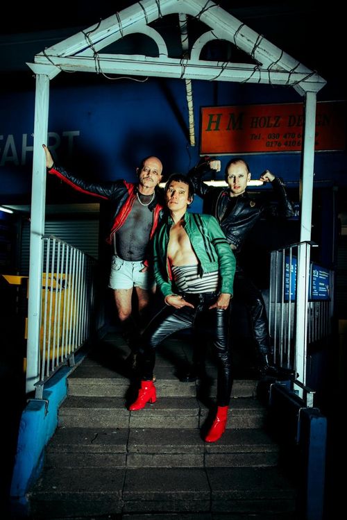 The World Domination (Erfurt / electropunk, acid disco) + Uvazhaemiy (Berlin / post-punk, breakbeat) im Schokoladen